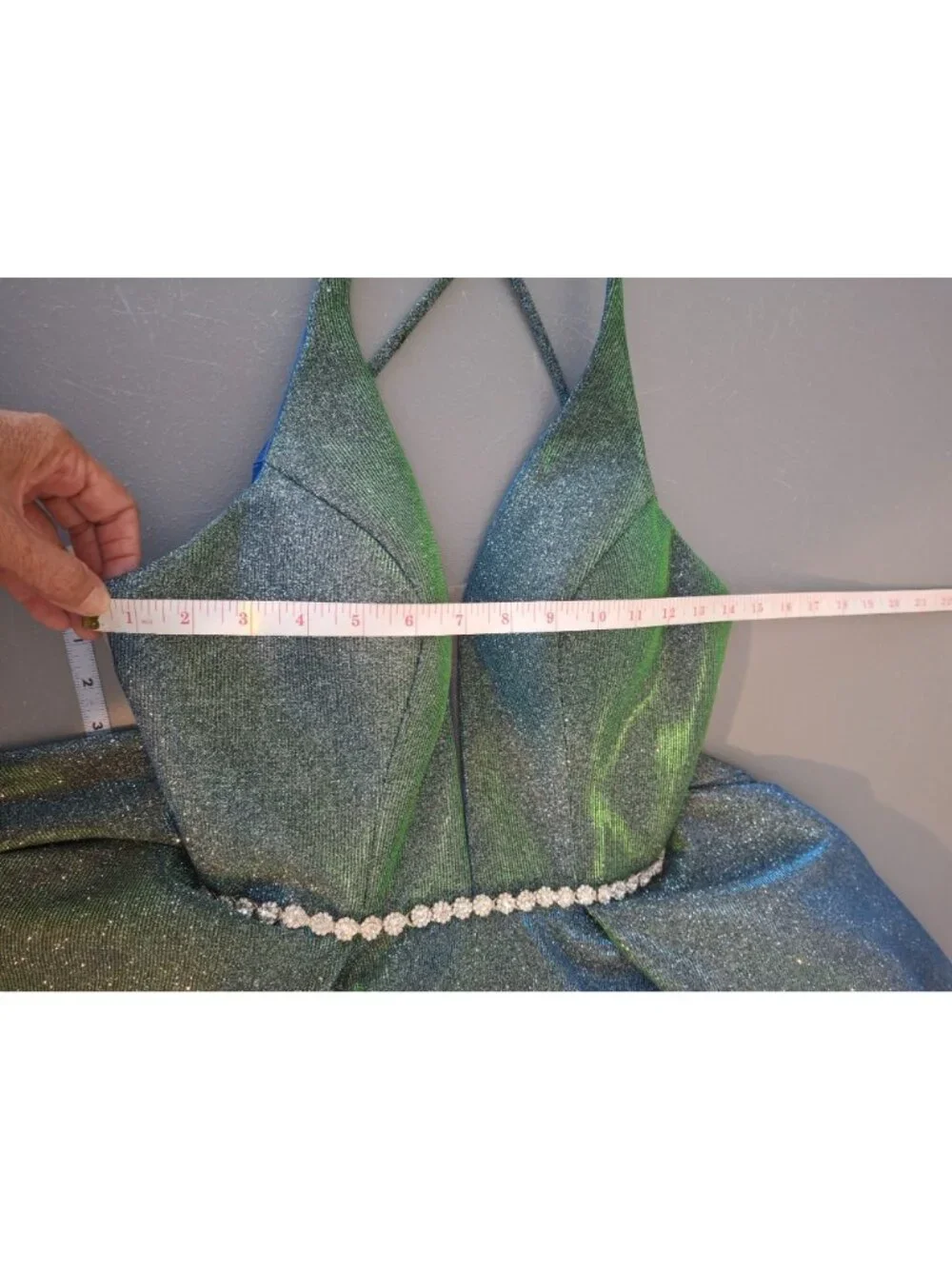 JVN by Jovani Gown Size 2 Green Glitter Halter Rhinestone Prom Formal Dress